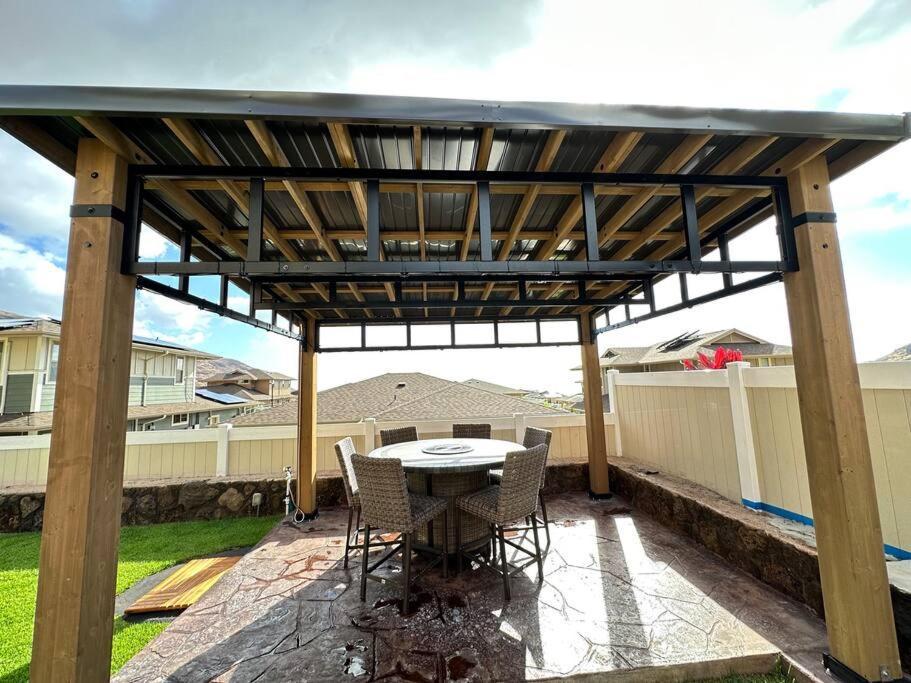 New 4 Bedroom Home With Ocean And Gorgeous Mountain Views In The Gated Community Of Mauna Olu Waianae Экстерьер фото