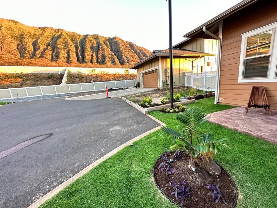New 4 Bedroom Home With Ocean And Gorgeous Mountain Views In The Gated Community Of Mauna Olu Waianae Экстерьер фото