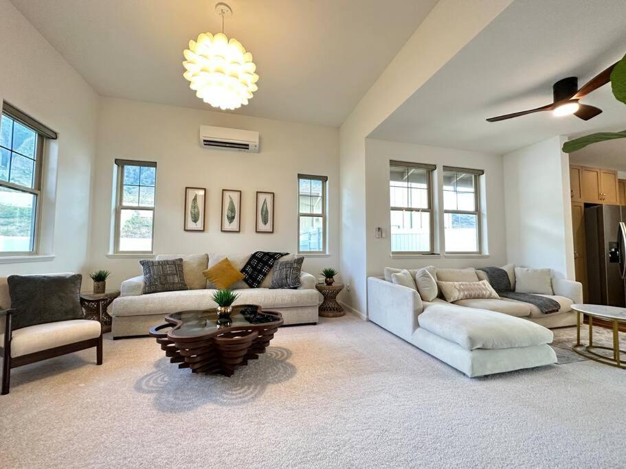 New 4 Bedroom Home With Ocean And Gorgeous Mountain Views In The Gated Community Of Mauna Olu Waianae Экстерьер фото